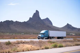 cross country moving truck