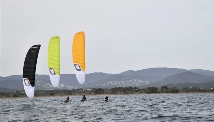 Ozone R1 kites
